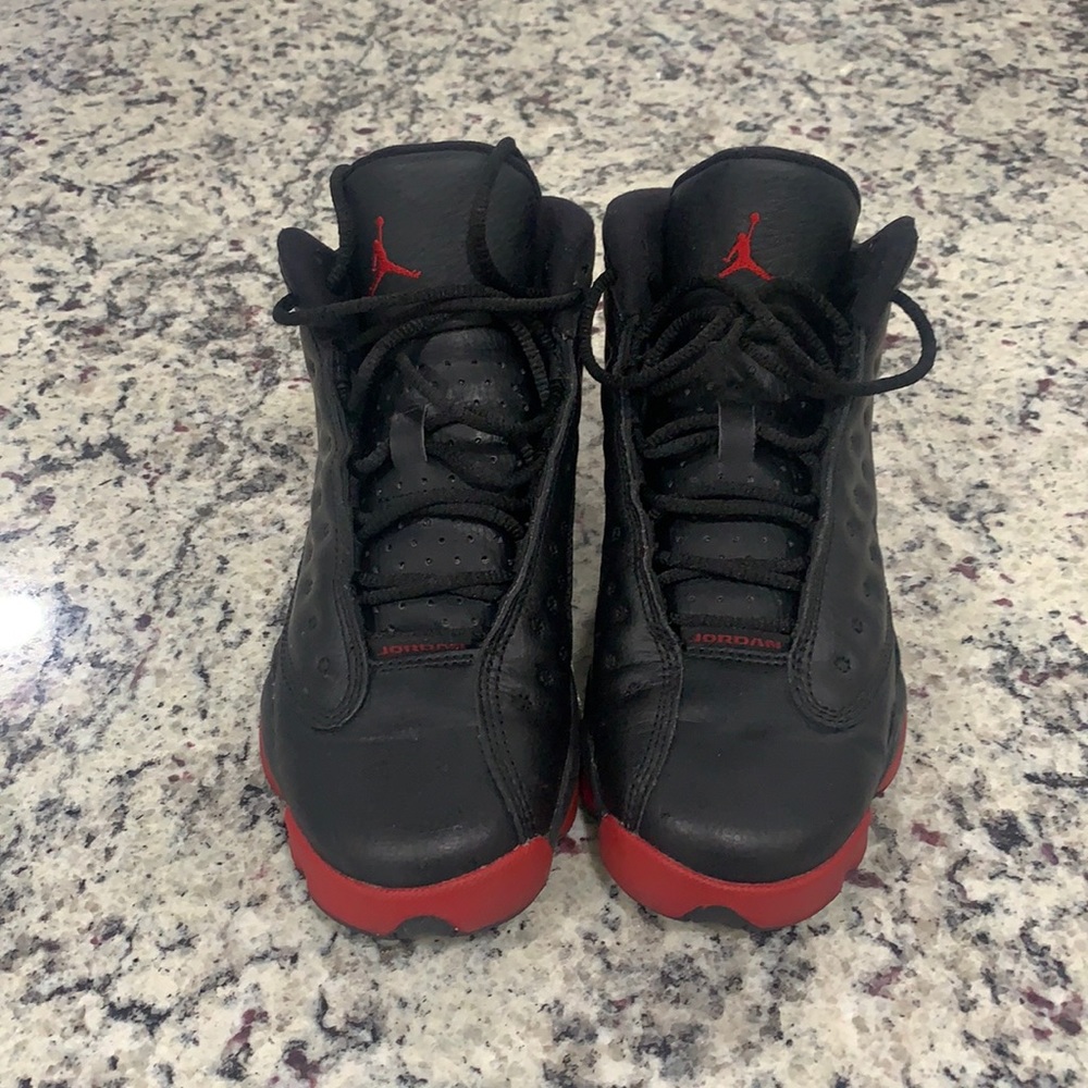 Jordan youth size 4